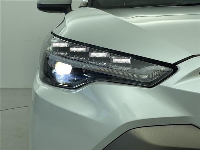 カローラクロス ハイブリッド　Ｚ　禁煙　全方位モニター　ガラスルーフ　レーダークルーズコントロール　シートヒーター　ＥＴＣ　ハーフレザーシート　衝突軽減ブレーキ　レーンキープアシスト　オートハイビーム　ブラインドスポットモニター（39枚目）