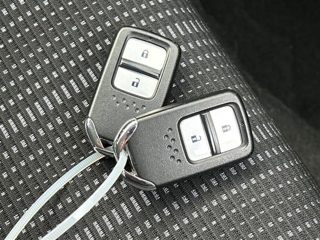 ヴェゼル ハイブリッドZ あんしんPKG 純正ナビTV Bluetooth Bカメラ(29枚目)