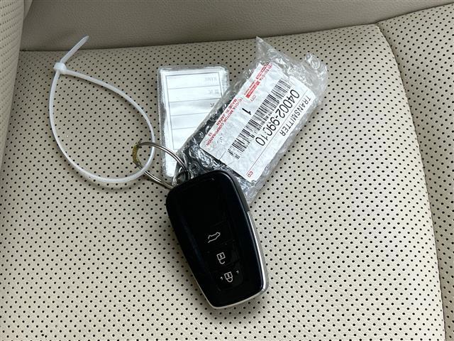 ランドクルーザープラド TX Lパッケージ 禁煙 純正ナビ サンルーフ アラウンドビューモニター ETC2.0 追従クルコン 電動格納サードシート 衝突軽減 レーンキープアシスト クリアランスソナー オートハイビーム ブラインドスポットモニター(34枚目)