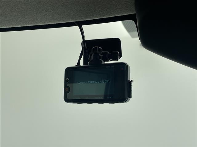 スペーシアカスタム ハイブリッドXSターボ 禁煙車//純正9インチナビ/Bluetooth/フルセグTV/HDMI/USB/Android Auto/Apple CarPlay/全方位カメラ/追従クルーズコントロール/両側パワースライドドア(8枚目)