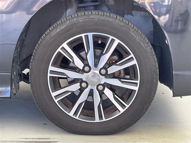 タント カスタムＸ　トップエディションリミテッドＳＡＩＩＩ　純正ナビ　全方位モニター　シートヒーター　両側パワースライドドア　衝突軽減ブレーキ　レーンキープアシスト　オートマチックハイビーム　ハーフレザーシート　前方ドライブレコーダー　スマートキー（14枚目）