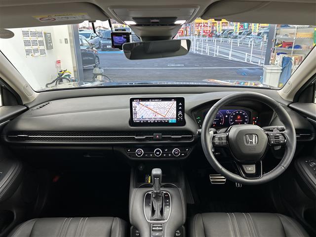 ZR-V Z 禁煙 純正ナビ BOSE 全周囲カメラ 電動リアゲート パワーシート シートヒーター ステアリングヒーター 衝突軽減 コーナーセンサー レーンキープ ブラインドスポットモニター ワイヤレス充電(2枚目)