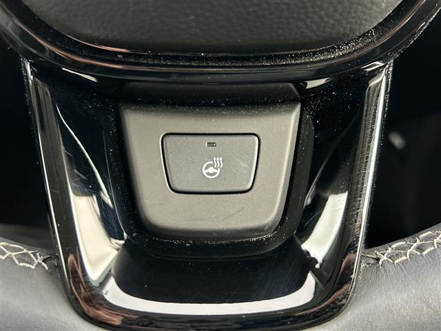 ZR-V Z 禁煙 純正ナビ BOSE 全周囲カメラ 電動リアゲート パワーシート シートヒーター ステアリングヒーター 衝突軽減 コーナーセンサー レーンキープ ブラインドスポットモニター ワイヤレス充電(11枚目)