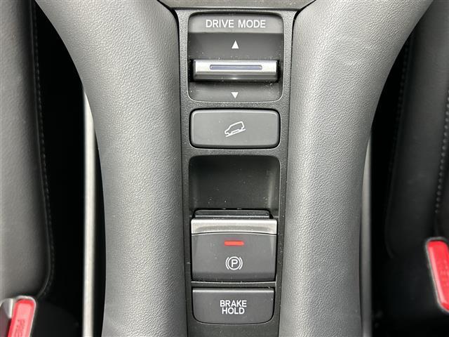 ZR-V Z 禁煙 純正ナビ BOSE 全周囲カメラ 電動リアゲート パワーシート シートヒーター ステアリングヒーター 衝突軽減 コーナーセンサー レーンキープ ブラインドスポットモニター ワイヤレス充電(26枚目)