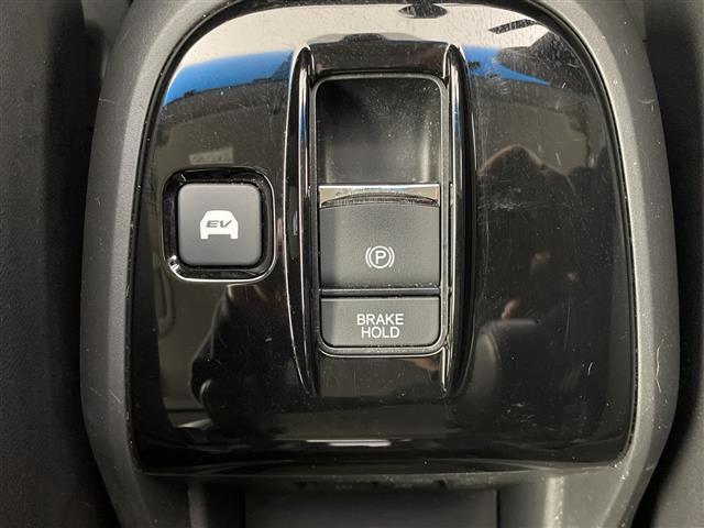 ステップワゴンスパーダ e:HEVスパーダ G・EX ホンダセンシング 禁煙 ALPINE10型ナビ ALPINEフリップダウンモニター シートヒーター ハーフレザーシート 衝突軽減ブレーキ レーンキープアシスト レーダークルーズコントロール ETC2.0 ドラレコ(9枚目)