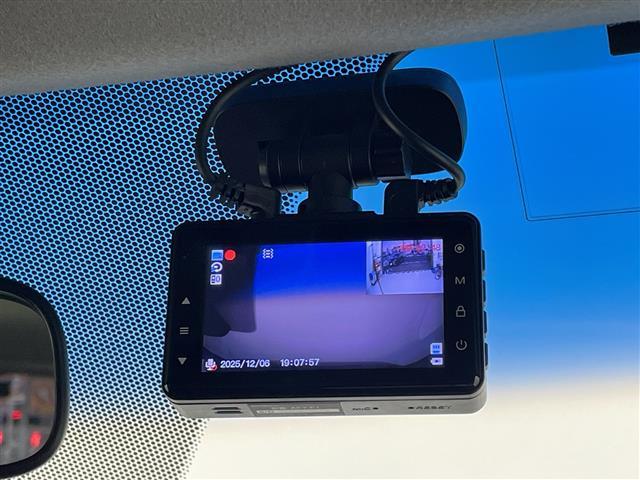 ステップワゴンスパーダ e:HEVスパーダ G・EX ホンダセンシング 禁煙 ALPINE10型ナビ ALPINEフリップダウンモニター シートヒーター ハーフレザーシート 衝突軽減ブレーキ レーンキープアシスト レーダークルーズコントロール ETC2.0 ドラレコ(10枚目)