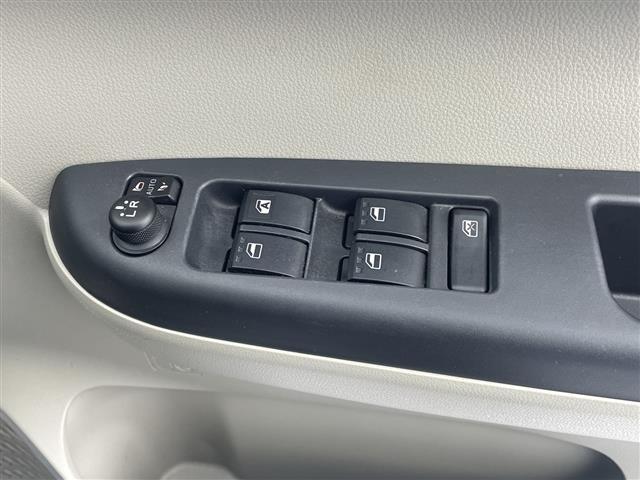 パッソ Ｘ　ＬパッケージＳ　禁煙　ドラレコ　衝突軽減　コーナーセンサー　オートマチックハイビーム　スマートキー　パワーステアリンク゛パワーウィンドウ　アイドリングストップ　オーディオ（11枚目）