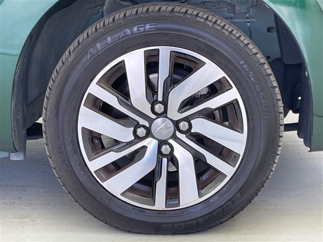 ブーン シルク　Ｇパッケージ　ＳＡＩＩ　禁煙　純正ナビ　バックカメラ　シートヒーター　ビルドインＥＴＣ　衝突軽減　レーンキープ　コーナーセンサー　Ｂｌｕｅｔｏｏｔｈ　フルセグ　ＤＶＤ　ＣＤ　スマートキー　スペアキー（15枚目）