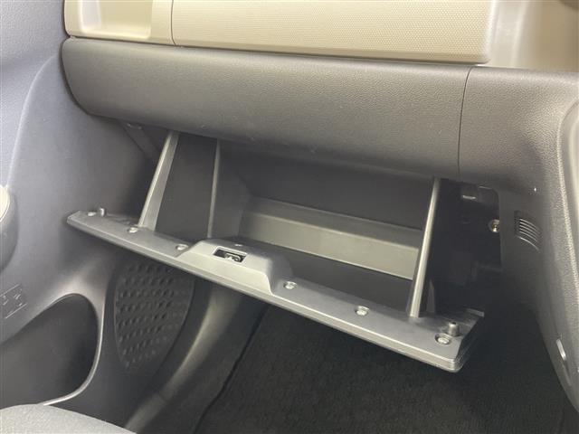 ブーン シルク　Ｇパッケージ　ＳＡＩＩ　禁煙　純正ナビ　バックカメラ　シートヒーター　ビルドインＥＴＣ　衝突軽減　レーンキープ　コーナーセンサー　Ｂｌｕｅｔｏｏｔｈ　フルセグ　ＤＶＤ　ＣＤ　スマートキー　スペアキー（24枚目）