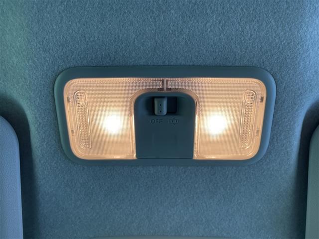 ブーン シルク　Ｇパッケージ　ＳＡＩＩ　禁煙　純正ナビ　バックカメラ　シートヒーター　ビルドインＥＴＣ　衝突軽減　レーンキープ　コーナーセンサー　Ｂｌｕｅｔｏｏｔｈ　フルセグ　ＤＶＤ　ＣＤ　スマートキー　スペアキー（26枚目）