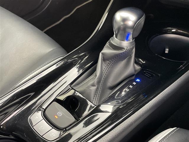 Ｃ－ＨＲ Ｇ　モード　ネロ　禁煙　純正ナビ　バックカメラ　シートヒーター　ビルドインＥＴＣ　衝突軽減　クリアランスソナー　レーンキープ　追従クルコン　ブラインドスポットモニター　Ｂｌｕｅｔｏｏｔｈ　フルセグ　ＨＤＭＩ（26枚目）