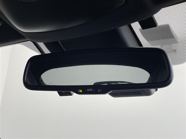 Ｃ－ＨＲ Ｇ　モード　ネロ　禁煙　純正ナビ　バックカメラ　シートヒーター　ビルドインＥＴＣ　衝突軽減　クリアランスソナー　レーンキープ　追従クルコン　ブラインドスポットモニター　Ｂｌｕｅｔｏｏｔｈ　フルセグ　ＨＤＭＩ（27枚目）