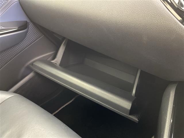 Ｃ－ＨＲ Ｇ　モード　ネロ　禁煙　純正ナビ　バックカメラ　シートヒーター　ビルドインＥＴＣ　衝突軽減　クリアランスソナー　レーンキープ　追従クルコン　ブラインドスポットモニター　Ｂｌｕｅｔｏｏｔｈ　フルセグ　ＨＤＭＩ（28枚目）