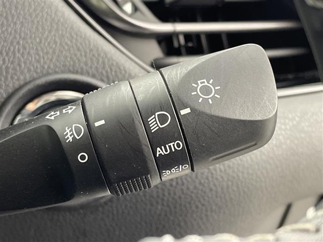 Ｃ－ＨＲ Ｓ　ＧＲスポーツ　禁煙　純正ディスプレイオーディオ　バックカメラ　シートヒーター　前後ドラレコ　ビルドインＥＴＣ　衝突軽減　クリアランスソナー　レーンキープ　オートハイビーム　Ｂｌｕｅｔｏｏｔｈ（24枚目）