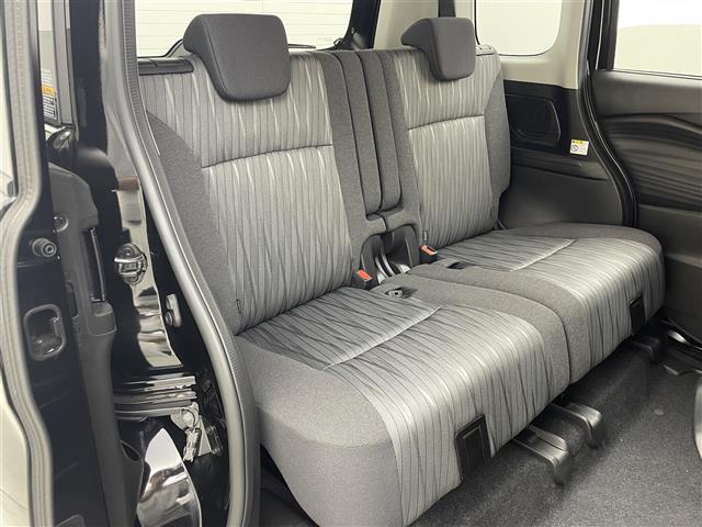 ソリオ ハイブリッドＭＺ　禁煙　純正９インチナビ　アラウンドビューモニター　両側パワースライドドア　ＥＴＣ　追従クルコン　衝突軽減　コーナーセンサー　レーンキープ　オートハイビーム　Ｂｌｕｅｔｏｏｔｈ　フルセグ　スペアキー（28枚目）