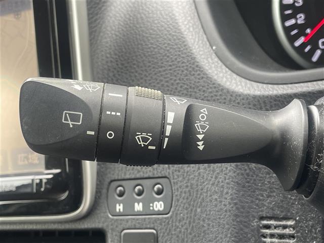 ヴォクシー ＺＳ　煌　両側Ｐスラ　後席Ｍ　純正ナビ　Ｂカメラ　ＥＴＣ　ＬＥＤ（11枚目）