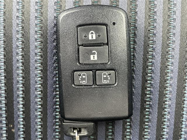 ヴォクシー ＺＳ　煌　両側Ｐスラ　後席Ｍ　純正ナビ　Ｂカメラ　ＥＴＣ　ＬＥＤ（21枚目）