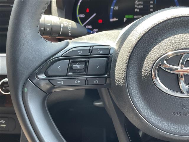 ヤリスクロス ハイブリッドＺ　アドベンチャー　純正８インチナビ／フルセグテレビ／バックカメラ／セーフティセンス／ビルトインＥＴＣ／ブラインドスポットモニター／ＬＥＤヘッドライト／オートライト／パワーシート／シートヒーター／ＡＣ１００Ｖ（14枚目）