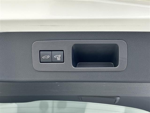 ＬＸ ＬＸ６００　白革　リアエンタ　モデリスタ　マークレビンソン（18枚目）