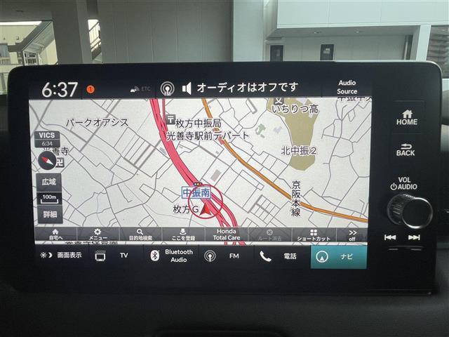 ヴェゼル ｅ：ＨＥＶ　Ｚ　ＨＯＮＤＡコネクトナビ　全周囲　ワイヤレス充電　ホンダセンシング　パワーバックドア　ハーフレザーシート　シートヒーター　ステアリングヒーター　パドルシフト　ＯＰフロントグリル　純１８ＡＷ　ＥＴＣ２．０（5枚目）