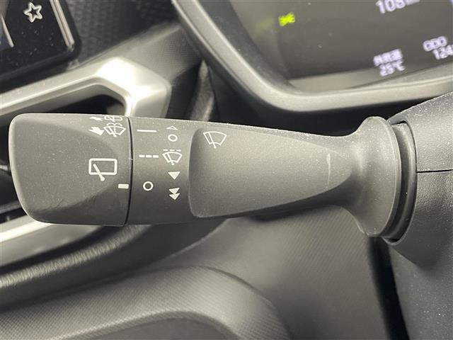 ライズ Ｚ　衝突軽減ブレーキ　全方位カメラ　純正ディスプレイオーディオ　Ｂｌｕｅｔｏｏｔｈ　ＡｐｐｌｅＣａｒＰｌａｙ　ＡｎｄｒｏｉＡｕｔｏ　フルセグ　バックカメラ　フロントカメラ　ＬＥＤオートライト　フォグランプ（12枚目）