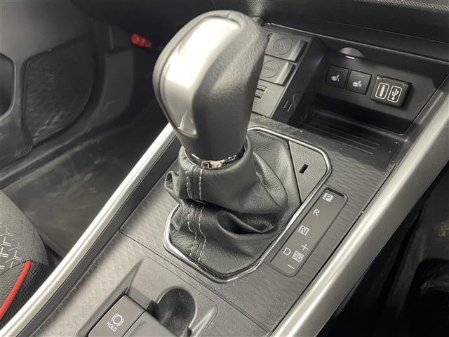 ライズ Ｚ　衝突軽減ブレーキ　全方位カメラ　純正ディスプレイオーディオ　Ｂｌｕｅｔｏｏｔｈ　ＡｐｐｌｅＣａｒＰｌａｙ　ＡｎｄｒｏｉＡｕｔｏ　フルセグ　バックカメラ　フロントカメラ　ＬＥＤオートライト　フォグランプ（15枚目）