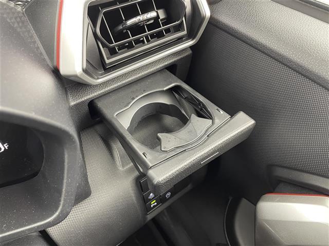 ライズ Ｚ　衝突軽減ブレーキ　全方位カメラ　純正ディスプレイオーディオ　Ｂｌｕｅｔｏｏｔｈ　ＡｐｐｌｅＣａｒＰｌａｙ　ＡｎｄｒｏｉＡｕｔｏ　フルセグ　バックカメラ　フロントカメラ　ＬＥＤオートライト　フォグランプ（21枚目）