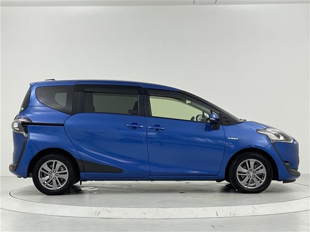 シエンタ ハイブリッドＧ　プリクラッシュセーフティー　オートマチックハイビーム　社外ＳＤナビ　ＣＤ／ＤＶＤ／Ｂｌｕｅｔｏｏｔｈ／フルセグ　バックカメラ　両側パワースライドドア　革巻きステアリング　純正１５インチＡＷ（35枚目）