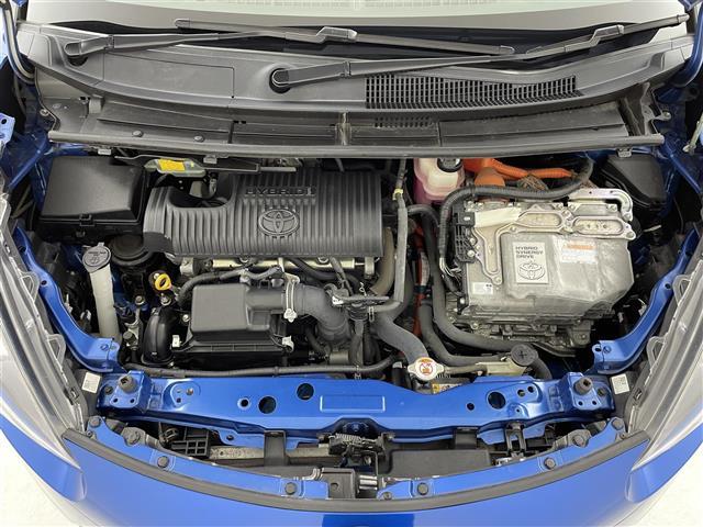 シエンタ ハイブリッドＧ　プリクラッシュセーフティー　オートマチックハイビーム　社外ＳＤナビ　ＣＤ／ＤＶＤ／Ｂｌｕｅｔｏｏｔｈ／フルセグ　バックカメラ　両側パワースライドドア　革巻きステアリング　純正１５インチＡＷ（36枚目）