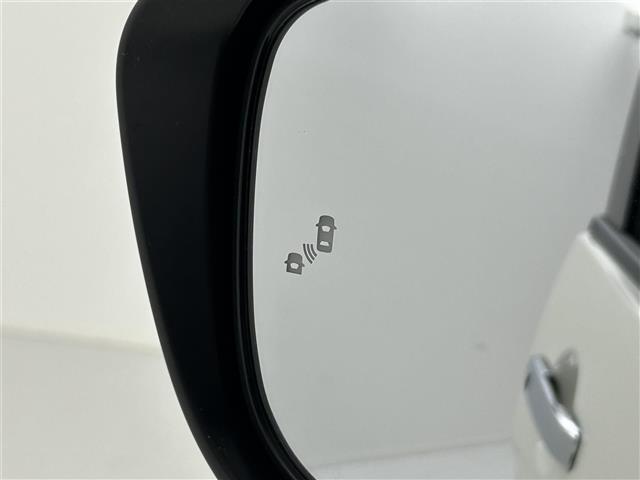 セレナ ハイウェイスター V 純正SDナビ CD/DVD/Bluetooth/フルセグ 全方位カメラ 両側パワースライド ブラインドスポットモニター サイドバイザー フロアマット LEDヘッドライト コーナーセンサー(25枚目)