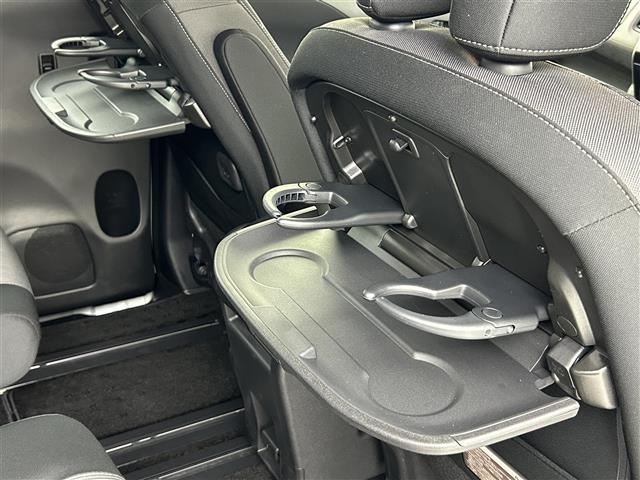 セレナ ハイウェイスター V 純正SDナビ CD/DVD/Bluetooth/フルセグ 全方位カメラ 両側パワースライド ブラインドスポットモニター サイドバイザー フロアマット LEDヘッドライト コーナーセンサー(31枚目)
