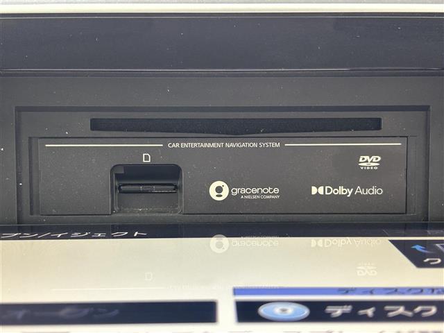 セレナ ハイウェイスターV アーバンクロム セーフティパックA エマージェンシーブレーキ 純正SDナビ 全周囲カメラ ETC 両側パワースライドドア カー標識検知機能 踏み間違い防止アシスト 後側方支援 アイドリングストップ LEDヘッドライト(4枚目)