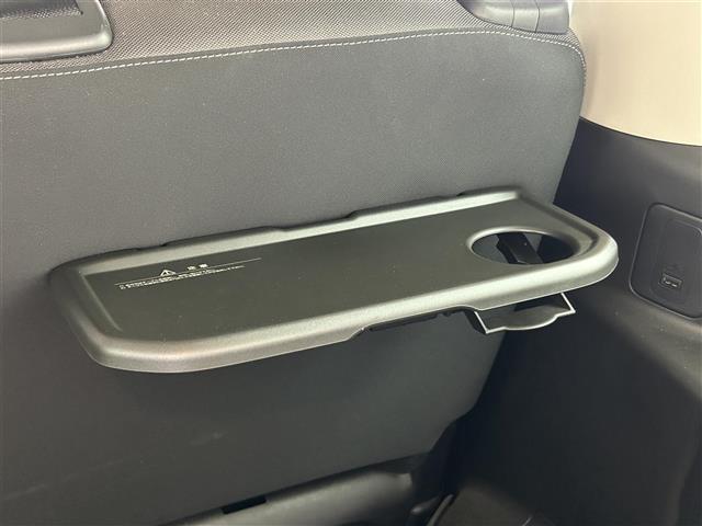 セレナ ハイウェイスターV アーバンクロム セーフティパックA エマージェンシーブレーキ 純正SDナビ 全周囲カメラ ETC 両側パワースライドドア カー標識検知機能 踏み間違い防止アシスト 後側方支援 アイドリングストップ LEDヘッドライト(33枚目)