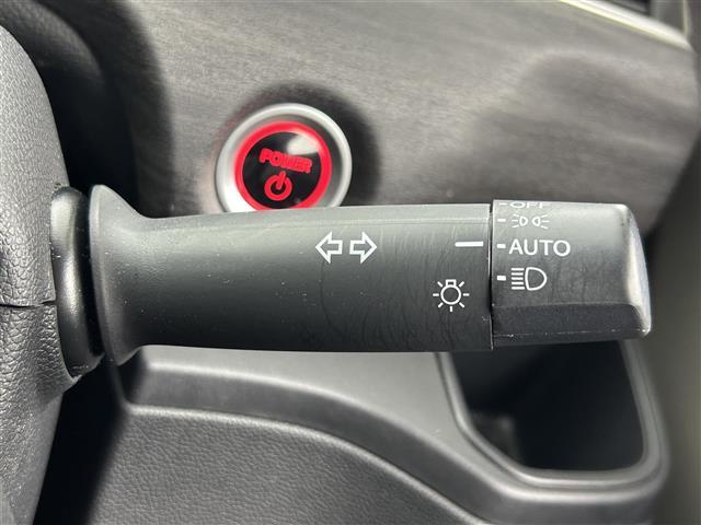 フリードハイブリッド ハイブリッド・EX ホンダセンシング 衝突軽減ブレーキ 先行車発進お知らせ機能 路外逸脱抑制機能 標識認識機能 アダプティブ・クルーズコントロール 車線維持支援システム 誤発進抑制機能 オートマチックハイビーム(17枚目)