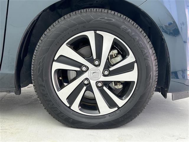 フリードハイブリッド ハイブリッド・EX ホンダセンシング 衝突軽減ブレーキ 先行車発進お知らせ機能 路外逸脱抑制機能 標識認識機能 アダプティブ・クルーズコントロール 車線維持支援システム 誤発進抑制機能 オートマチックハイビーム(40枚目)