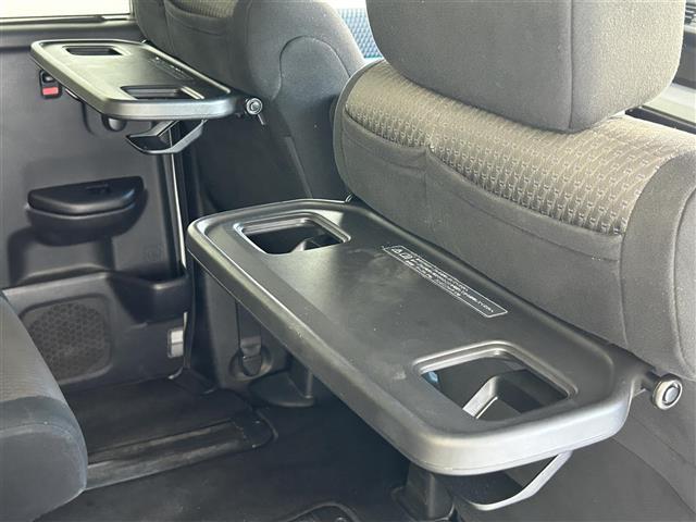 ステップワゴンスパーダ スパーダ ホンダセンシング 衝突軽減ブレーキ(CMBS)アダプティブクルーズコントロール 車線逸脱警告機能 純正7インチSDナビ DVD/CD/BT/FM/AM 革巻きステアリング 両側パワースライドドア ステアリングスイッチ(25枚目)