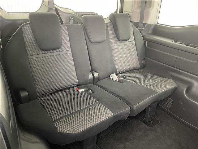 ステップワゴンスパーダ スパーダ ホンダセンシング 衝突軽減ブレーキ(CMBS)アダプティブクルーズコントロール 車線逸脱警告機能 純正7インチSDナビ DVD/CD/BT/FM/AM 革巻きステアリング 両側パワースライドドア ステアリングスイッチ(27枚目)