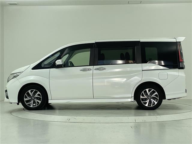 ステップワゴンスパーダ スパーダ ホンダセンシング 衝突軽減ブレーキ(CMBS)アダプティブクルーズコントロール 車線逸脱警告機能 純正7インチSDナビ DVD/CD/BT/FM/AM 革巻きステアリング 両側パワースライドドア ステアリングスイッチ(34枚目)