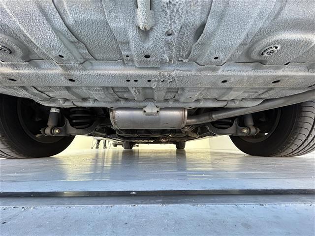 ステップワゴンスパーダ スパーダ ホンダセンシング 衝突軽減ブレーキ(CMBS)アダプティブクルーズコントロール 車線逸脱警告機能 純正7インチSDナビ DVD/CD/BT/FM/AM 革巻きステアリング 両側パワースライドドア ステアリングスイッチ(37枚目)