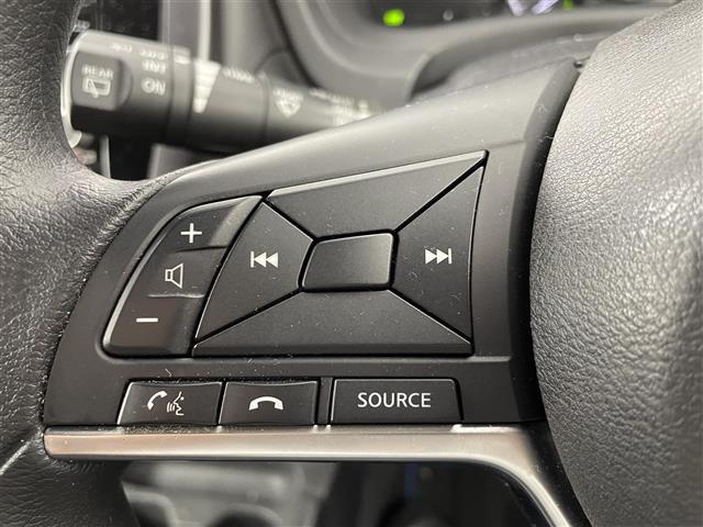 ノート e-パワー X ブラックアロー 禁煙車 エマージェンシーブレーキ 踏み間違え防止機能 踏み間違い防止アシスト 標識認識機能 ハイビームアシスト 純正ナビ (Bluetooth/CD/DVD) フルセグTV アラウンドビューモニター(11枚目)