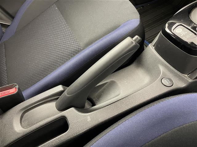ノート e-パワー X ブラックアロー 禁煙車 エマージェンシーブレーキ 踏み間違え防止機能 踏み間違い防止アシスト 標識認識機能 ハイビームアシスト 純正ナビ (Bluetooth/CD/DVD) フルセグTV アラウンドビューモニター(18枚目)