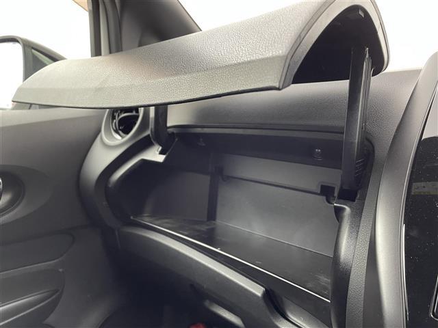 ノート e-パワー X ブラックアロー 禁煙車 エマージェンシーブレーキ 踏み間違え防止機能 踏み間違い防止アシスト 標識認識機能 ハイビームアシスト 純正ナビ (Bluetooth/CD/DVD) フルセグTV アラウンドビューモニター(23枚目)