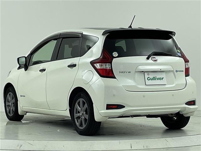 ノート e-パワー X ブラックアロー 禁煙車 エマージェンシーブレーキ 踏み間違え防止機能 踏み間違い防止アシスト 標識認識機能 ハイビームアシスト 純正ナビ (Bluetooth/CD/DVD) フルセグTV アラウンドビューモニター(43枚目)