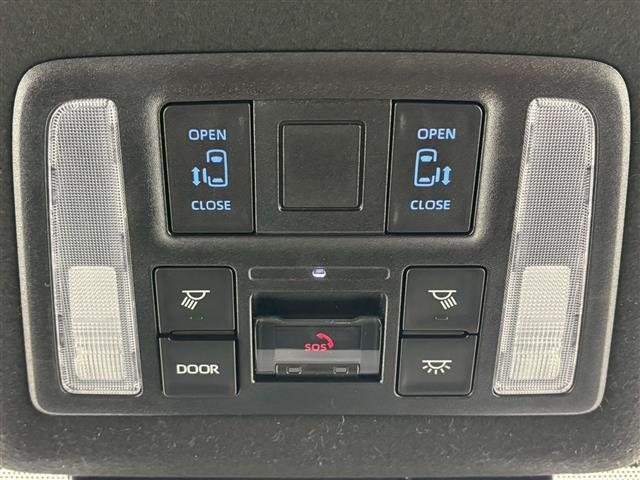 ヴォクシー ハイブリッドS-Z 純正8インチナビ パノラミックビューモニター トヨタチームメイト レーダークルーズコントロール レーンキープアシスト プリクラッシュセーフティ ブラインドスポットモニター シートヒーター ETC 禁煙(9枚目)