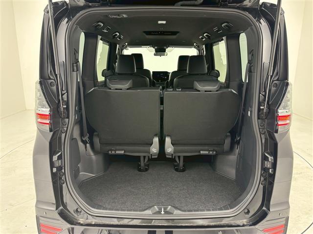 ヴォクシー ハイブリッドS-Z 純正8インチナビ パノラミックビューモニター トヨタチームメイト レーダークルーズコントロール レーンキープアシスト プリクラッシュセーフティ ブラインドスポットモニター シートヒーター ETC 禁煙(28枚目)