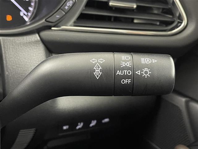 CX-30 XD Lパッケージ スマートシティーブレーキ/レーダークルーズコントロール/純正ナビ/CD/DVD/Bluetooth/フルセグ/全方位カメラ/D席パワーシート/D/N席シートヒーター/ステアリングヒーター/合皮シート(16枚目)