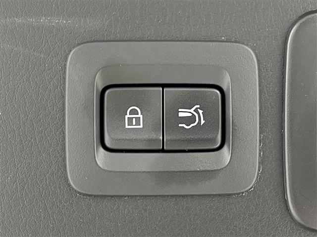 CX-30 XD Lパッケージ スマートシティーブレーキ/レーダークルーズコントロール/純正ナビ/CD/DVD/Bluetooth/フルセグ/全方位カメラ/D席パワーシート/D/N席シートヒーター/ステアリングヒーター/合皮シート(27枚目)