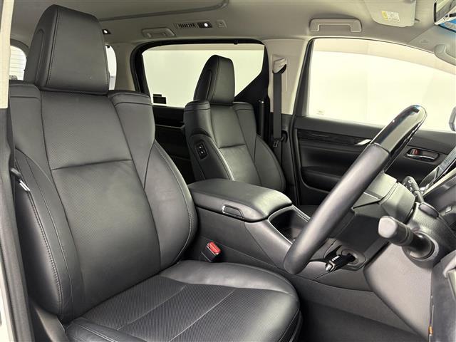 アルファード 2.5S Cパッケージ 福祉車両 チェアキャブ パワーバックドア 純正SDナビ CD/DVD/BT/フルセグ バックカメラ ビルトインETC レーダークルーズコントロール レーンキープアシスト パワーシート シートヒーター(10枚目)