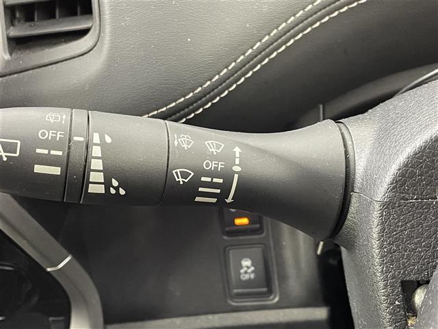 セレナ ハイウェイスター 禁煙 エマージェンシーブレーキ 純正メモリナビ フルセグTV アラウンドビューモニター 両側パワースライドドア クルーズコントロール LEDオートライト フォグランプ 純正16インチアルミホイール(12枚目)