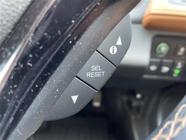 ヴェゼル ハイブリッドZ・ホンダセンシング ホンダセンシング追従式クルコン車線逸脱衝突軽減ブレーキ純正SDナビゲーションBT/CD/DVD/フルセグ/FM/AMバックカメラハーフレザー前席シートヒーター純正17インチアルミ革巻ステアリングETC(16枚目)